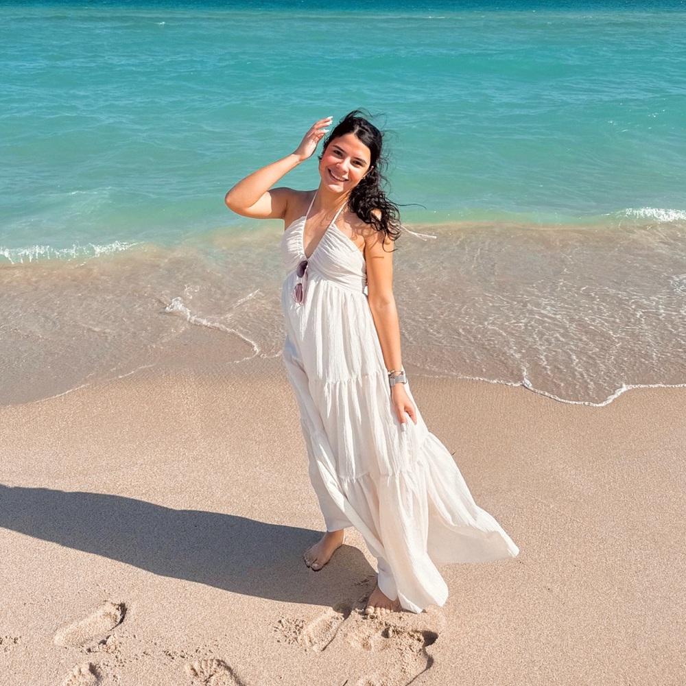 Elegant White Maxi Dress
